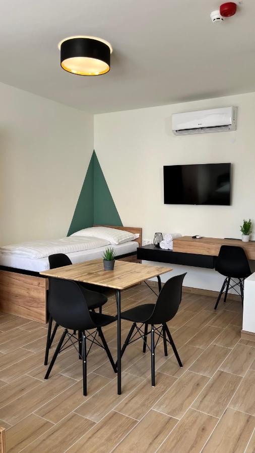 Rezidex Apartmanhaz Szeged Extérieur photo