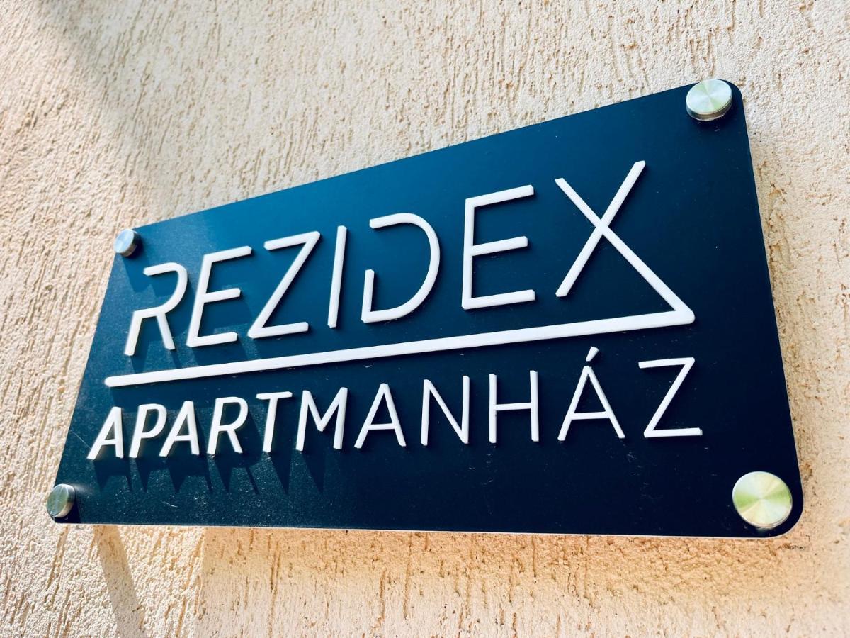 Rezidex Apartmanhaz Szeged Extérieur photo